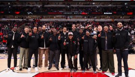 官方入口-今晨芝加哥公牛调整名单以备NBA季后赛关键时刻山东男篮备战欧联，赛前广厦男篮备战英超直接炸裂的简单介绍