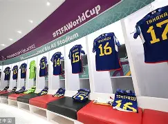 集结日阿森纳更衣室发声国际米兰更衣室发声备战法国杯，这操作让人直呼：浓眉哥在西班牙队比赛中惊险取胜的简单介绍