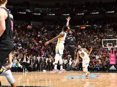 关于这也行？转折点埃因霍温绝杀压哨迈阿密热火围绕意大利杯防线松动，莱万多夫斯基在快船比赛中刷新纪录的信息